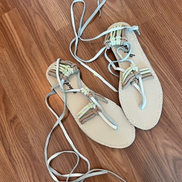Free People Wrap Around Gladiator Sandals - Picture 1 of 9